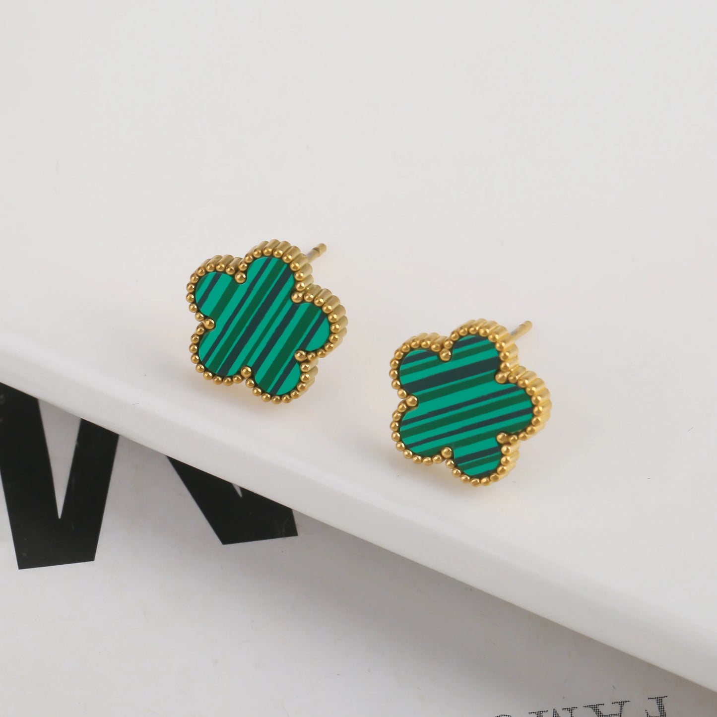 New Design Gold Plated Stainless Steel Plant Flower Earrings With Five Leaf Petals Women's Luxury Gifts Clover