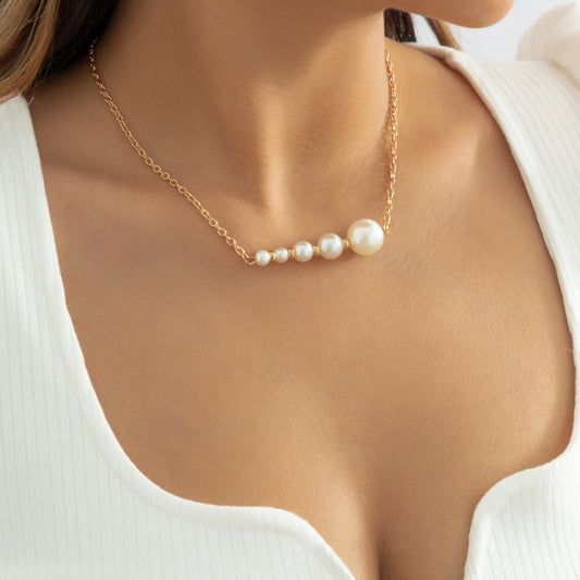 2025 Trend Elegant Jewelry Wedding Big Pearl Necklace For Women Fashion Imitation Pearl Green Rose Color Stone Choker Necklace